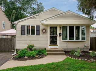 85 Hobson Ave, East Providence, RI 02914