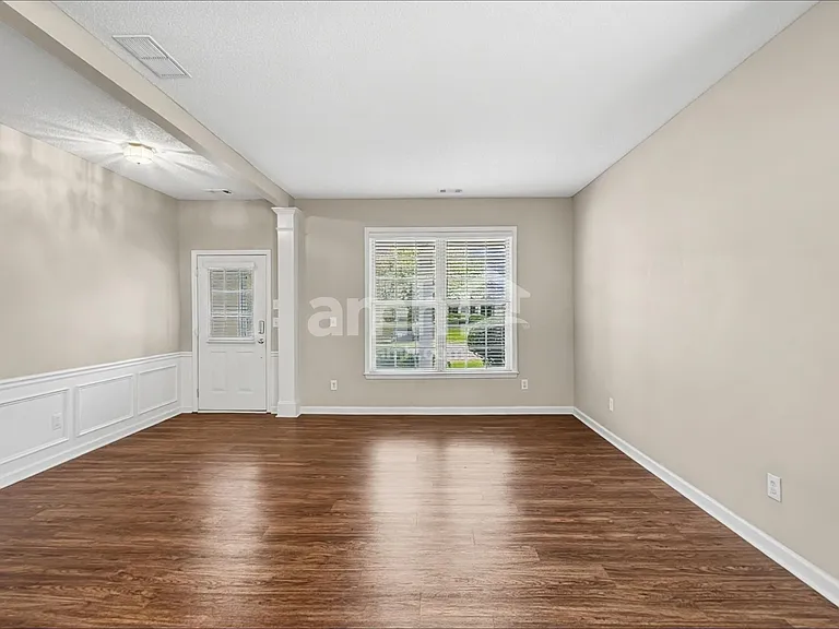 4615 Ridgefair Dr — Photo 9