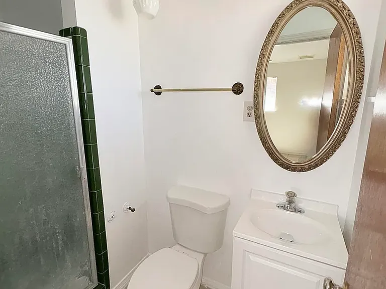 9406 Montgomery Dr — Photo 13