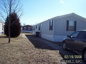 1st image of 124 Lavender Ln