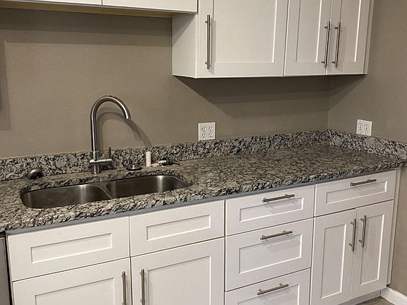 5 drawers, dbl sink