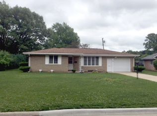 300 S Indiana Ave, Morton, IL 61550