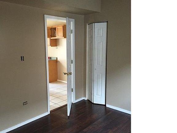 5th image of 6957 S Rockwell St #2F
