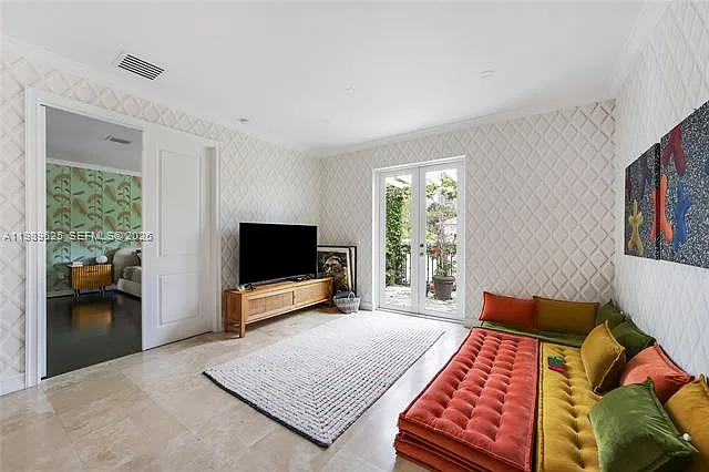 1898 S Miami Ave — Photo 25