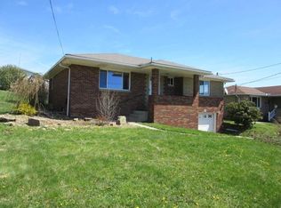 672 N Geary St, Mount Pleasant, PA 15666