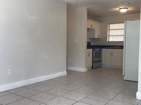 5th image of 13315 Alexandria Dr APT 1