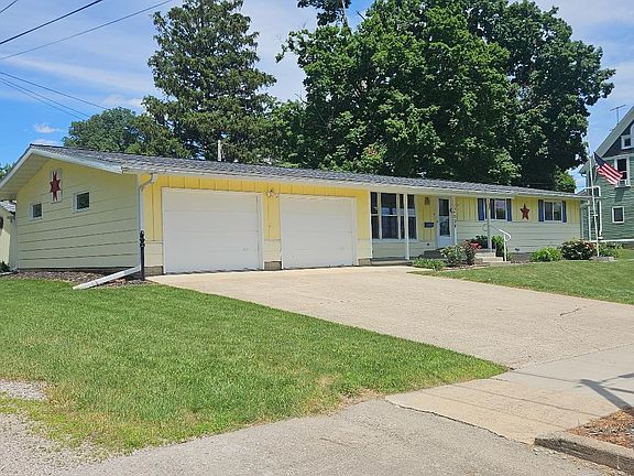 2nd image of 808 18th St