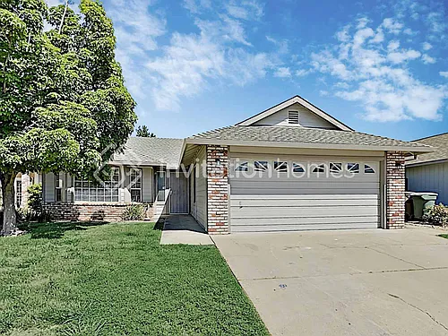 355 Arthur Ct Photo 1
