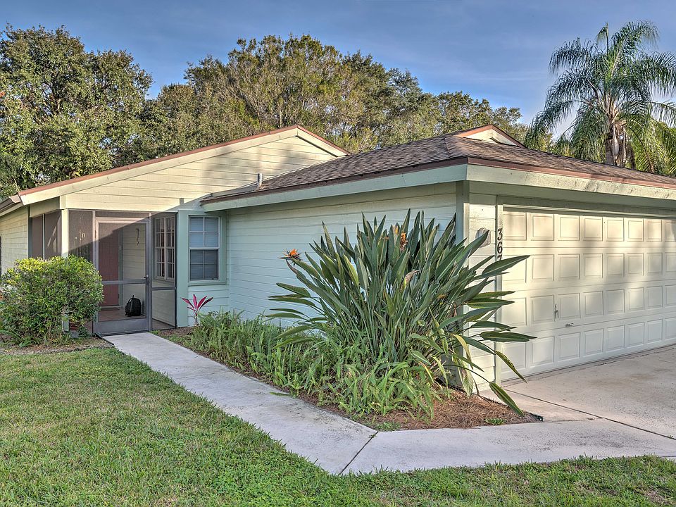 1st image of 367 Bearded Oaks Cir