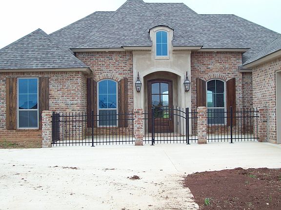3rd image of 5911 Settlers Dr