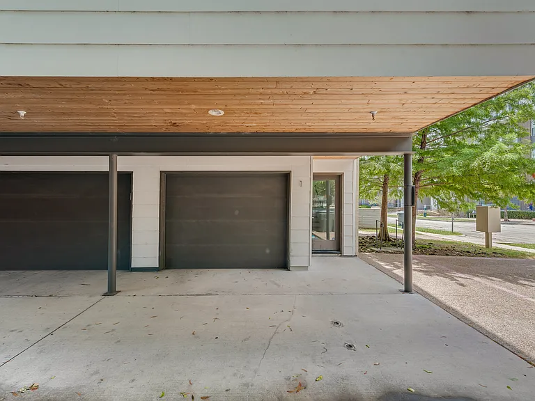 2304 N Garrett Ave #1 — Photo 15