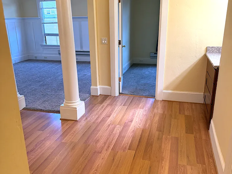 524 Georgia St #304 — Photo 4