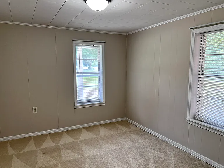 5246 Old River Rd — Photo 7