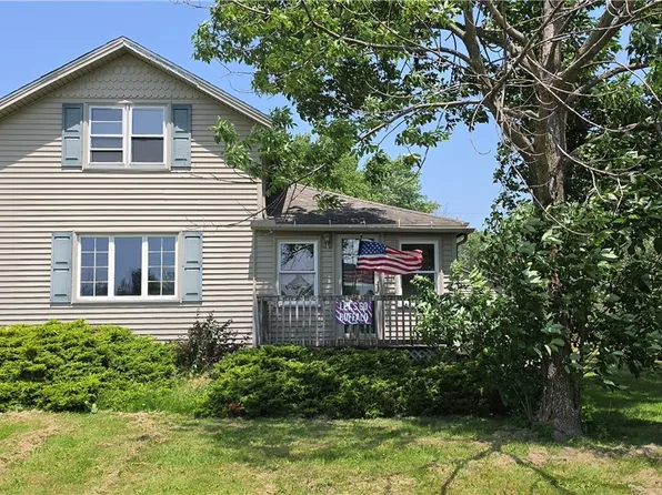 8805 Chestnut Ridge Rd, Gasport, NY 14067