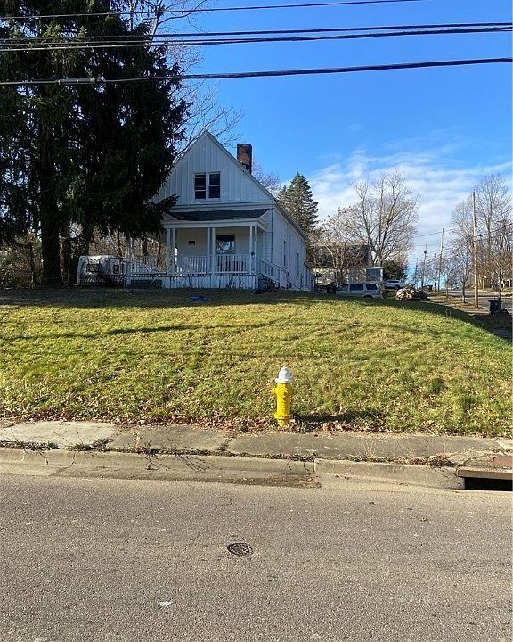 1st image of 908 East Ave