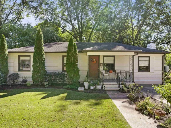409 Birch St, Trussville, AL 35173