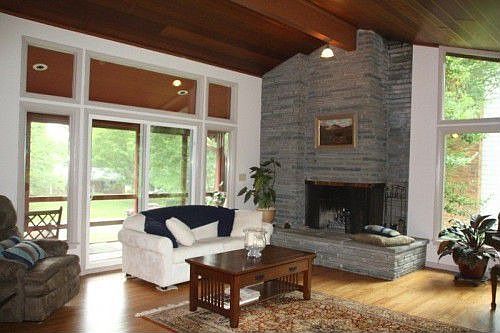 3rd image of 126 Maplewood Dr