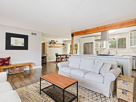 4th image of 23726 Welby Way