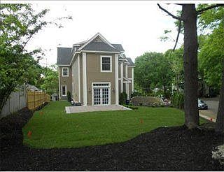 2nd image of 38 Cotter Rd #1