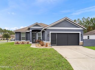 2385 Christi Lakes Ct, Jacksonville, FL 32221