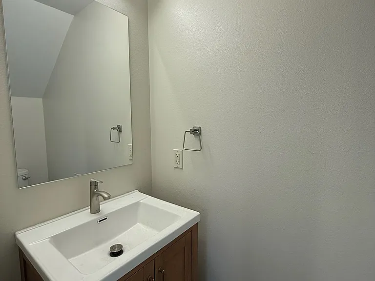 228 21st Ave E #228 — Photo 16