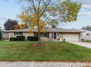 120 Idlewild St, Kaukauna, WI 54130