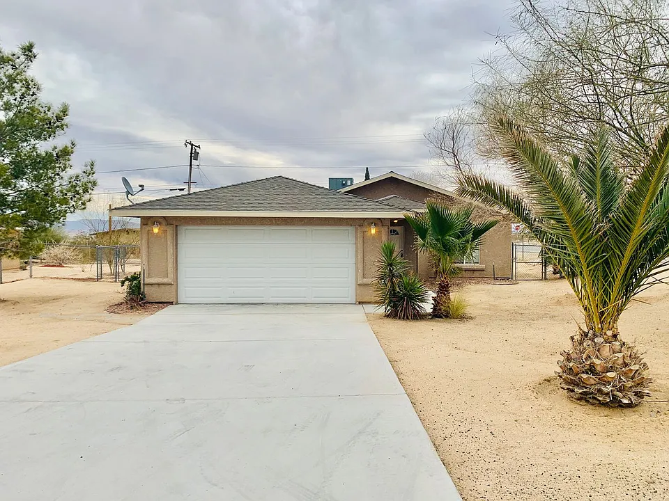 5499 Mariposa Ave