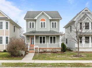 704 Griswold St, Port Huron, MI 48060
