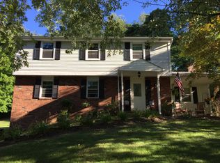 4993 Meadowridge Ln, Gibsonia, PA
