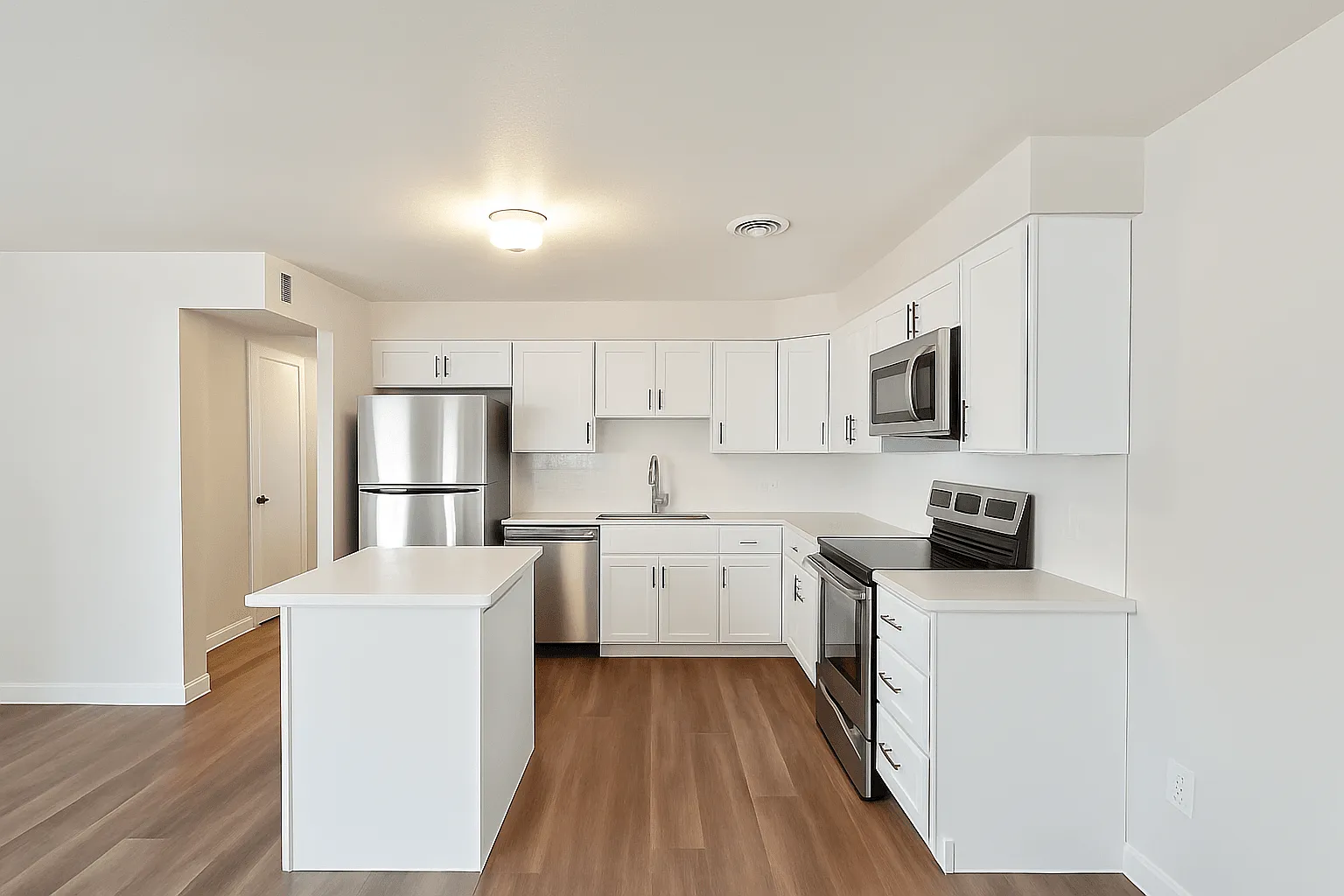 2804 Marine — Photo 4