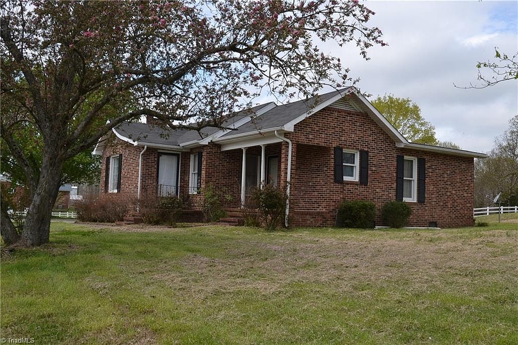 671 Bud Kanoy Rd, Thomasville, NC 27360 Zillow