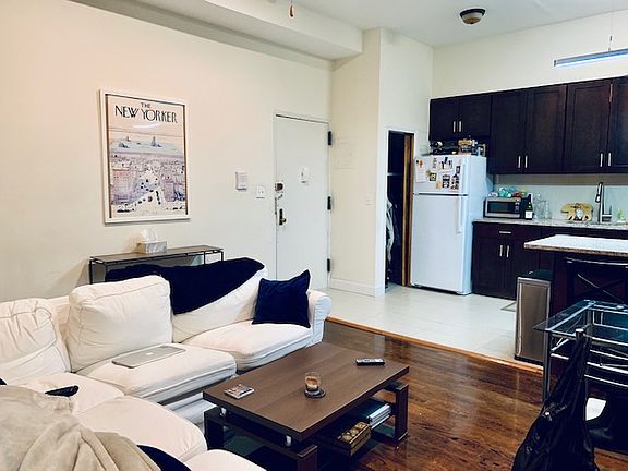 5th image of 219 2nd Ave APT 2R