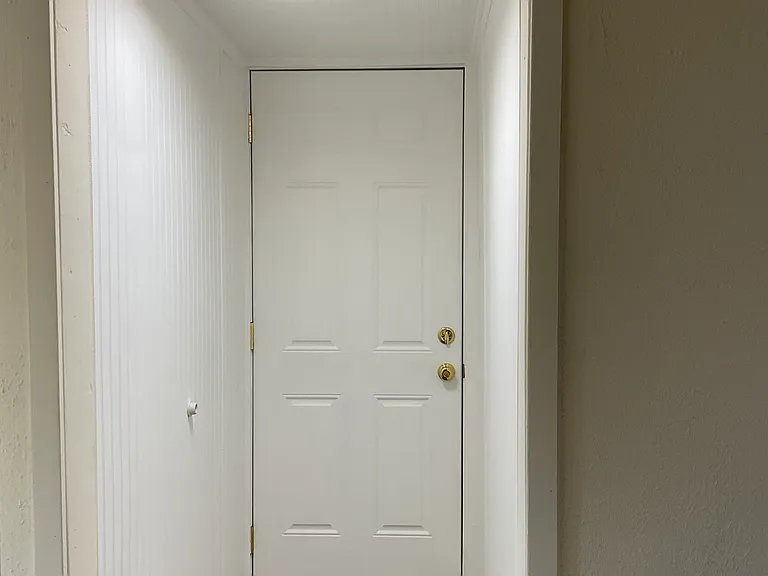10657 Jonestown Rd #4 — Photo 11