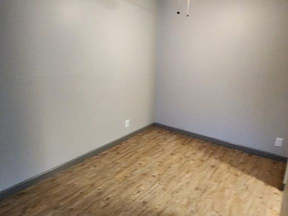 4th image of 3707 N 109th Plz #8