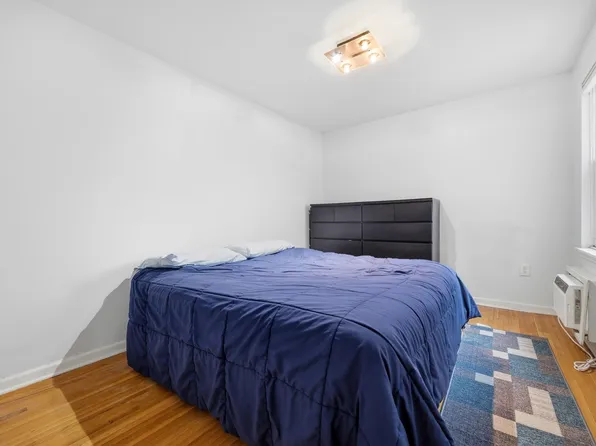 152 6th Street image 9 of 16