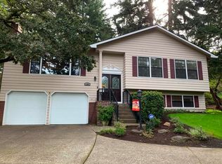 2985 Timberline Dr, Eugene, OR 97405