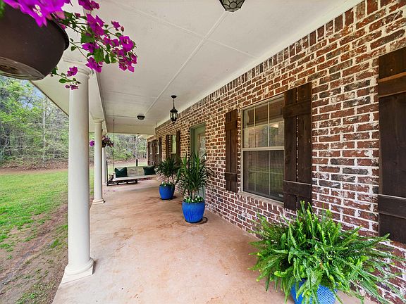 5th image of 255 County Road 3402