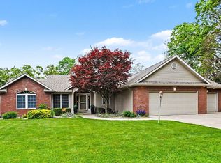 58724 Baugo Xing, Elkhart, IN 46517