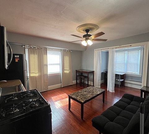 3rd image of 2017 E Genesee St #11355769