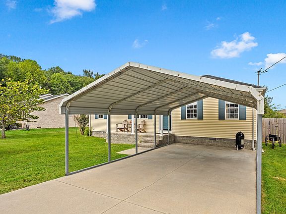 5th image of 410 Brook Hollow Cir