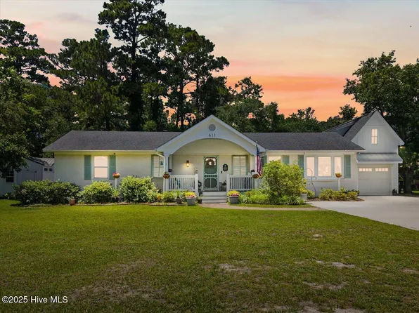 611 N Fodale Avenue, Southport, NC 28461
