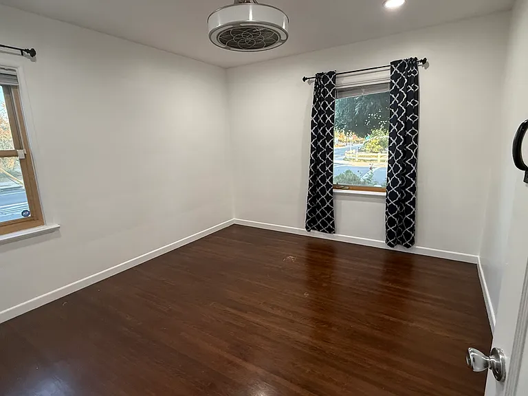 10257 Olive St — Photo 18