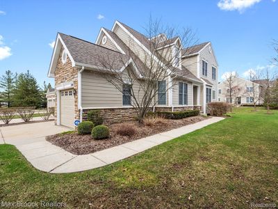 26302 Island Lake Dr, Novi, MI, 48374