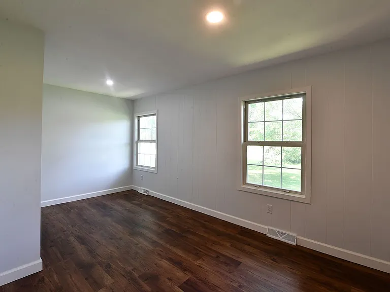 2706 Christy Ave — Photo 20