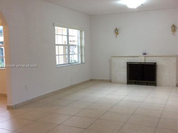 3rd image of 60 Palmetto Dr #60