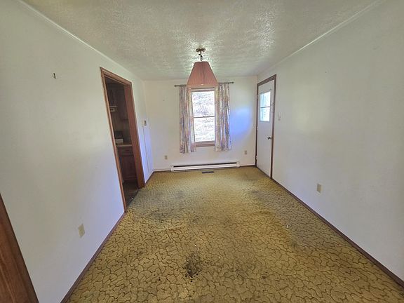3rd image of 4418 Indian Draft Rd