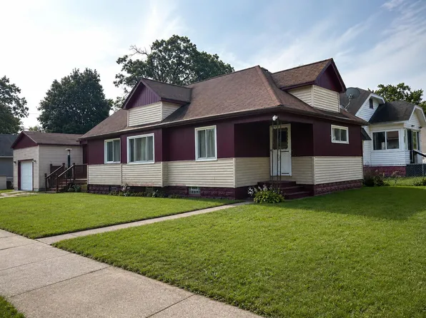1910 Hoyt St, Muskegon, MI 49442