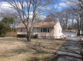 2140 Reservoir Ave, Trumbull, CT 06611