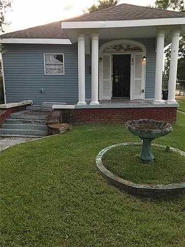 1st image of 2036 Gallier St