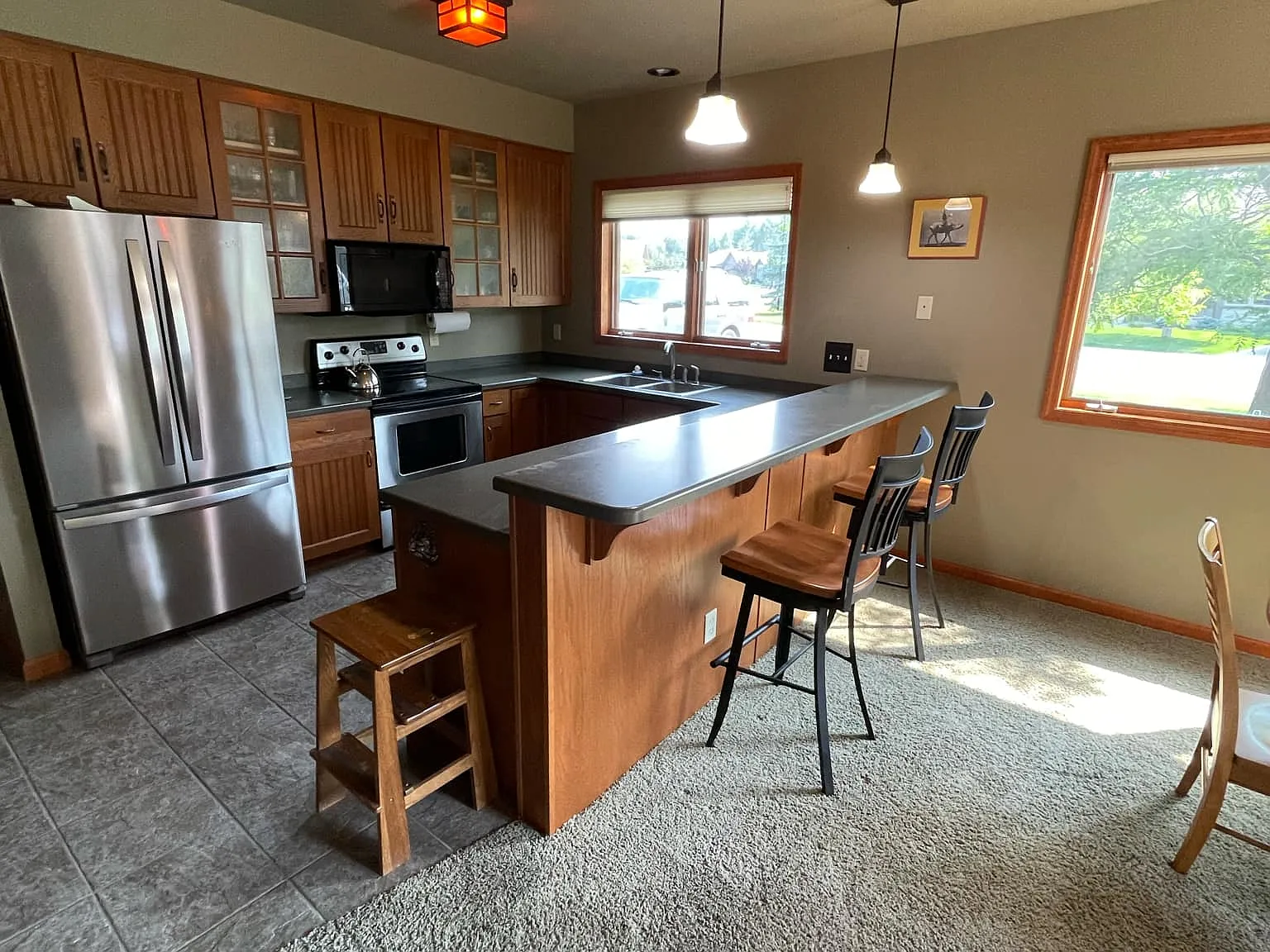 3 bed, 2010 sqft, $3,200 — Photo 4